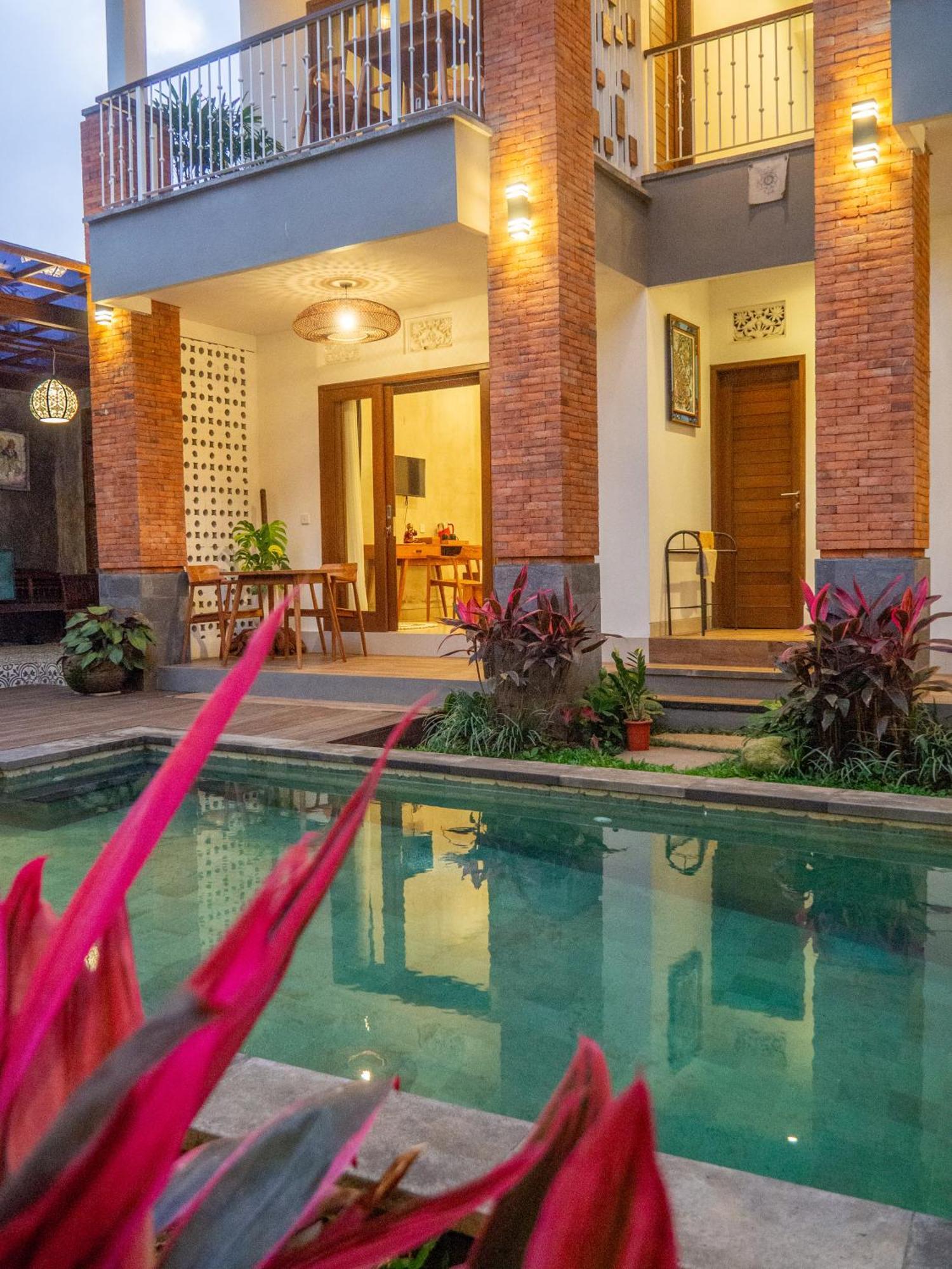 Arumasta Ubud Esterno foto